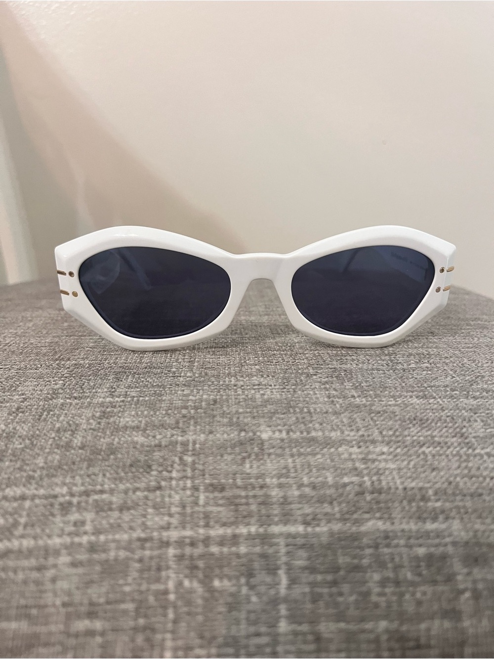 Dior White Oval Sunglasses with Dark Lenses - Picture 1 of 8